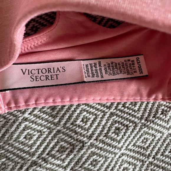 Lot of 3 Victoria's Secret Bras - Picture 2 of 4